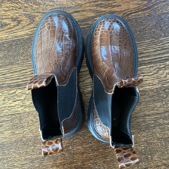 Simon Miller brown crocodile Chelsea boots size 38 - Picture 5 of 5